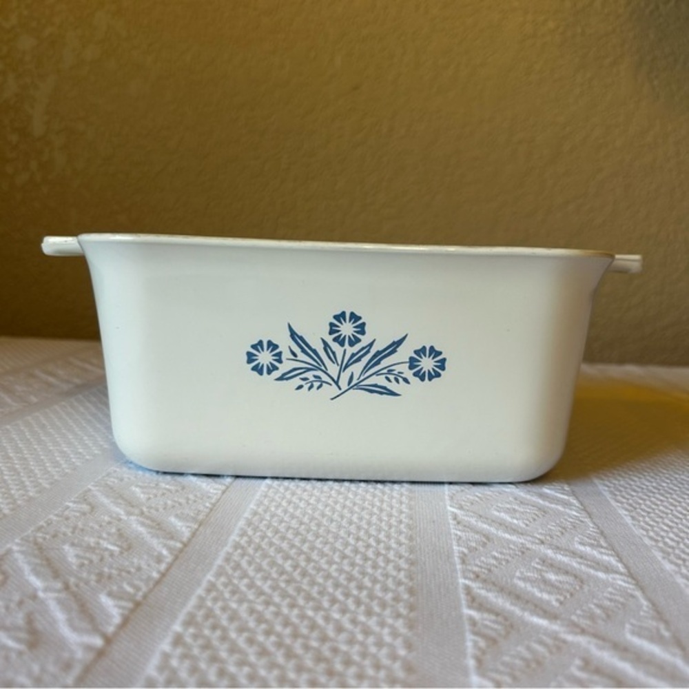 Vintage Corning Ware‎ Cornflower Stove or Microwave Cookware